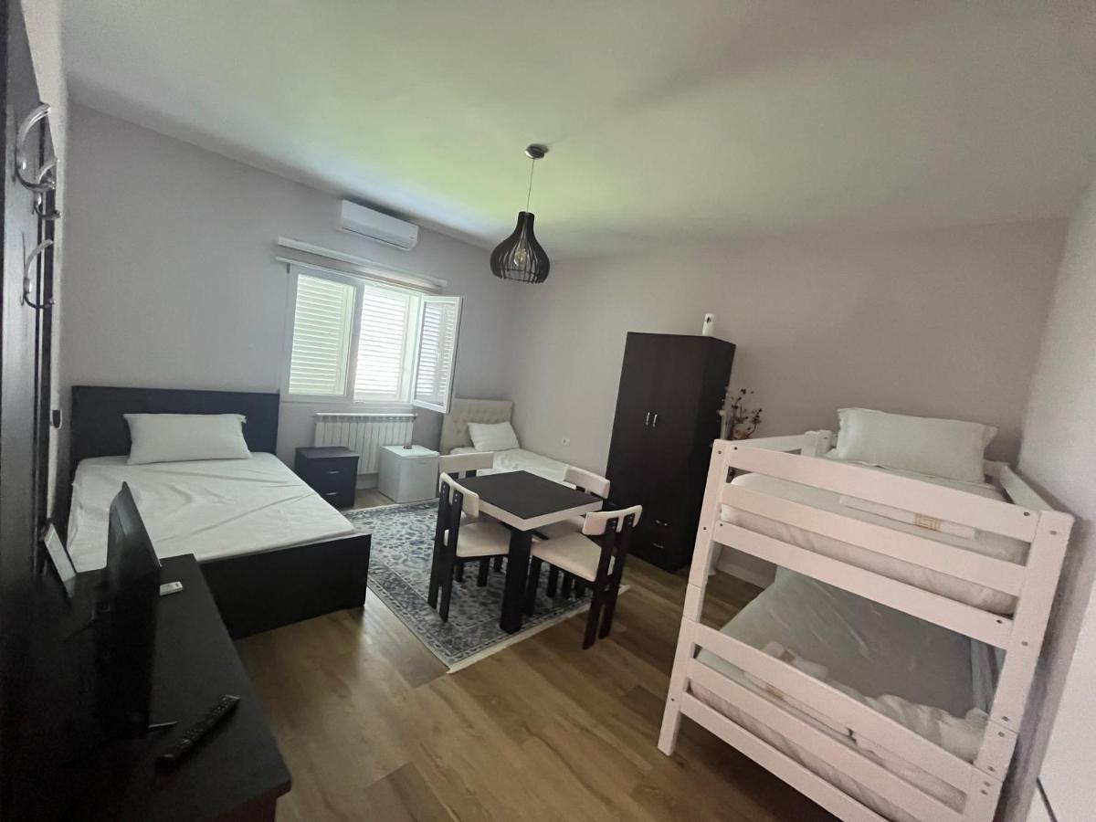 Bujtina Cela Berat Exterior foto