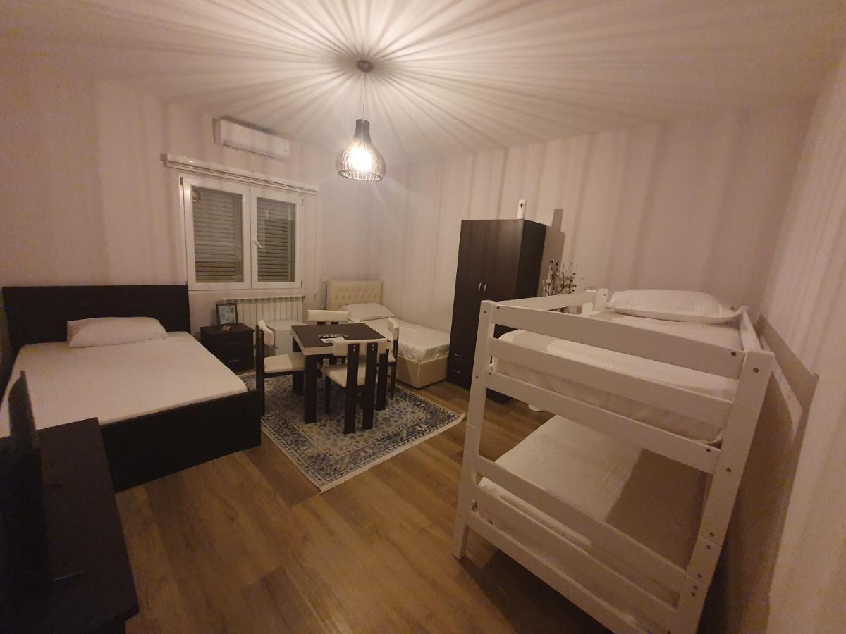 Bujtina Cela Berat Exterior foto