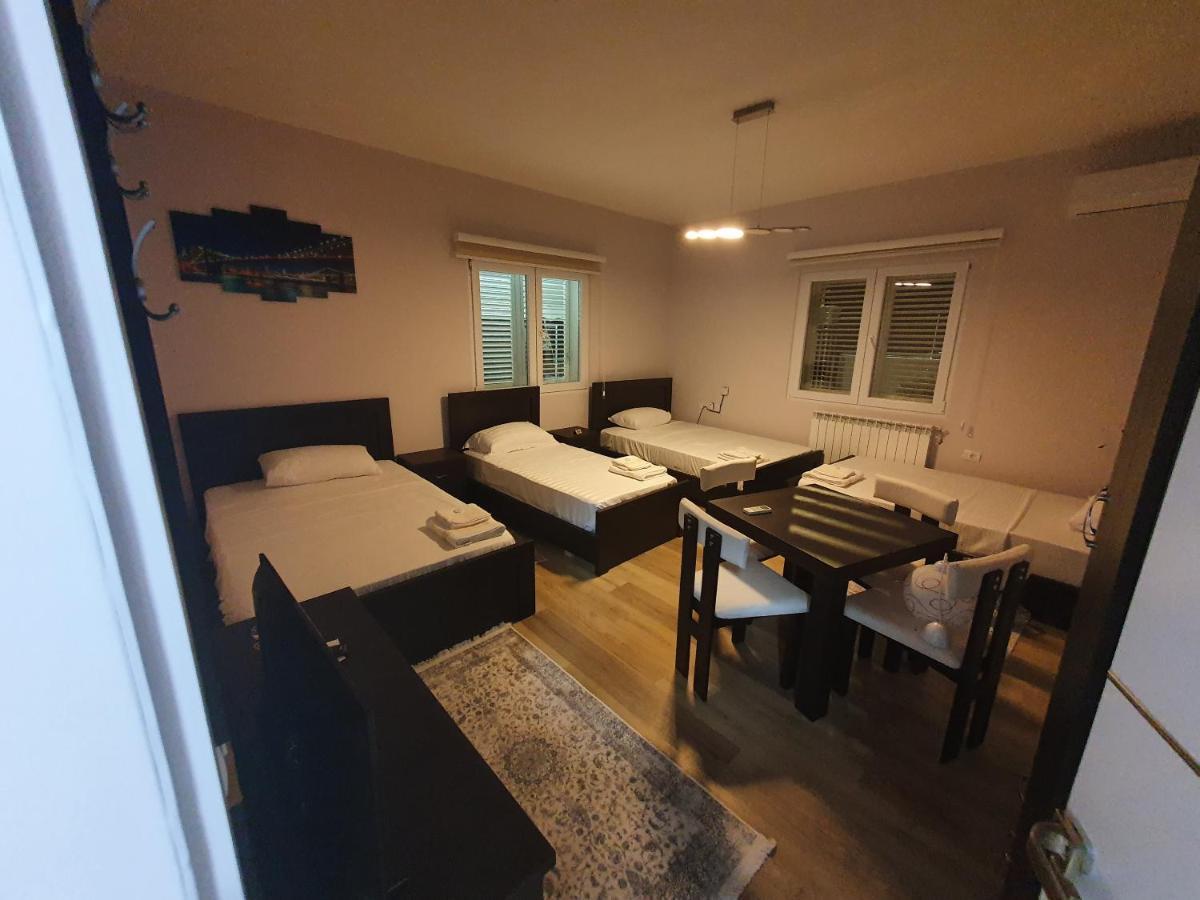 Bujtina Cela Berat Exterior foto