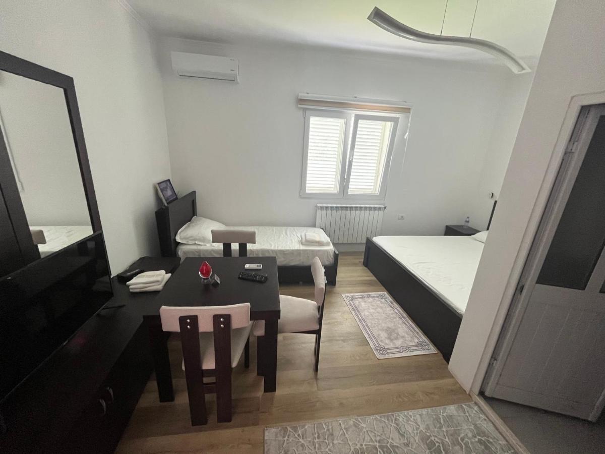 Bujtina Cela Berat Exterior foto